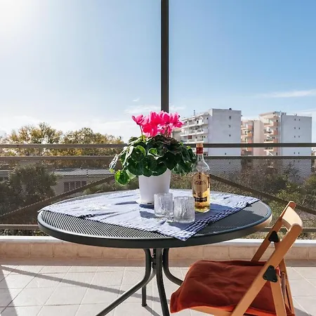 아파트 Harbor Views Next To The Subway And Railway *