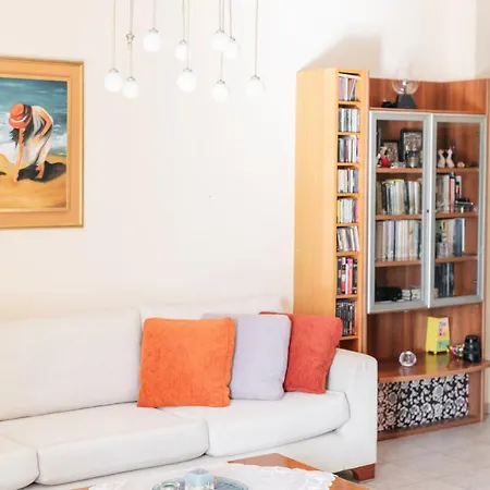 Harbor Views Next To The Subway And Railway *